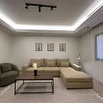 Z Residence By Dayf - Self-Service Apartments