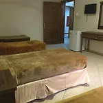 Konoz Al Azizia Hotel
