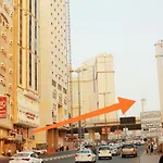 Golden Lamar Hotel
