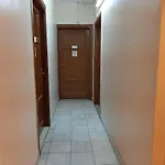Nadir Plaza