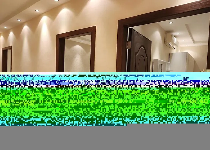 شقة بثلاث غرف نوم وصالة