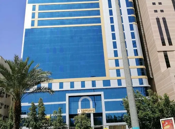 Iskan Hotel 4