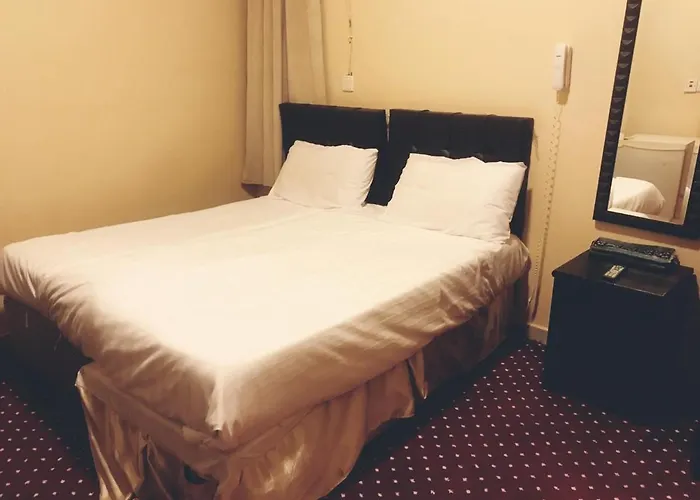 Dar Al Rahmah Danah Hotel