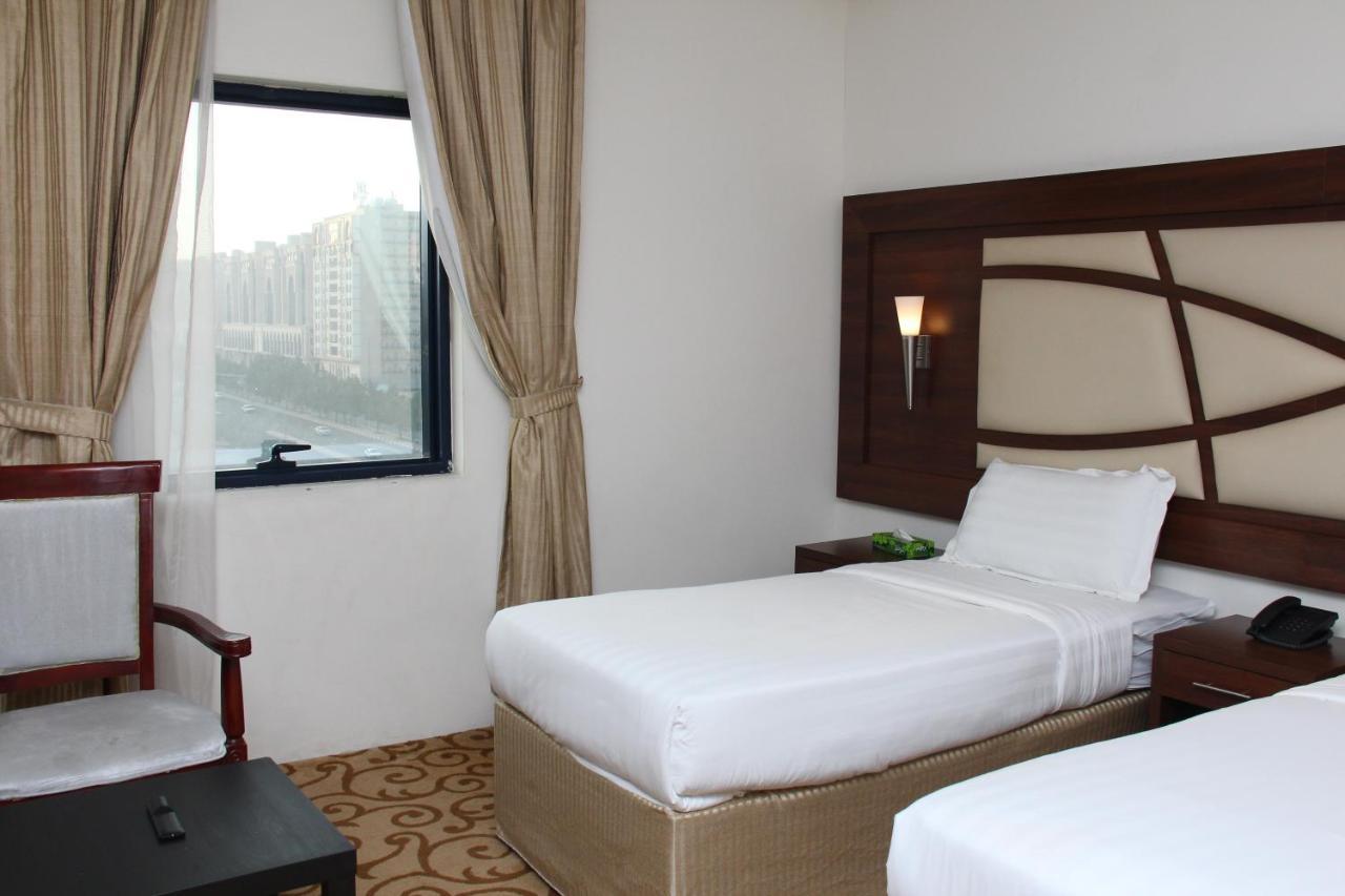 Zewar Al Mashaer Al Qasr Hotel