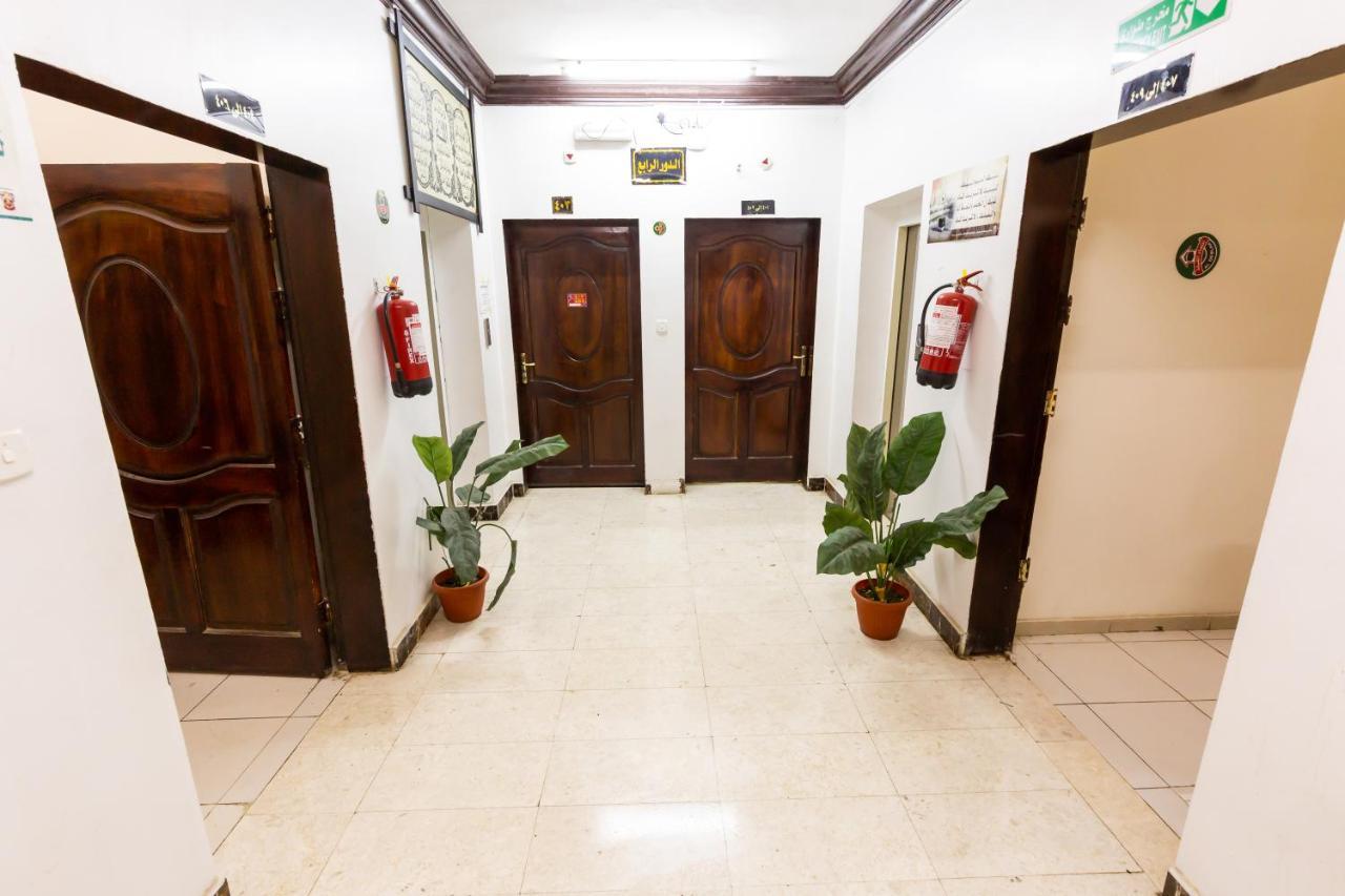 العييري للوحدات المفروشة 4 Apartment *