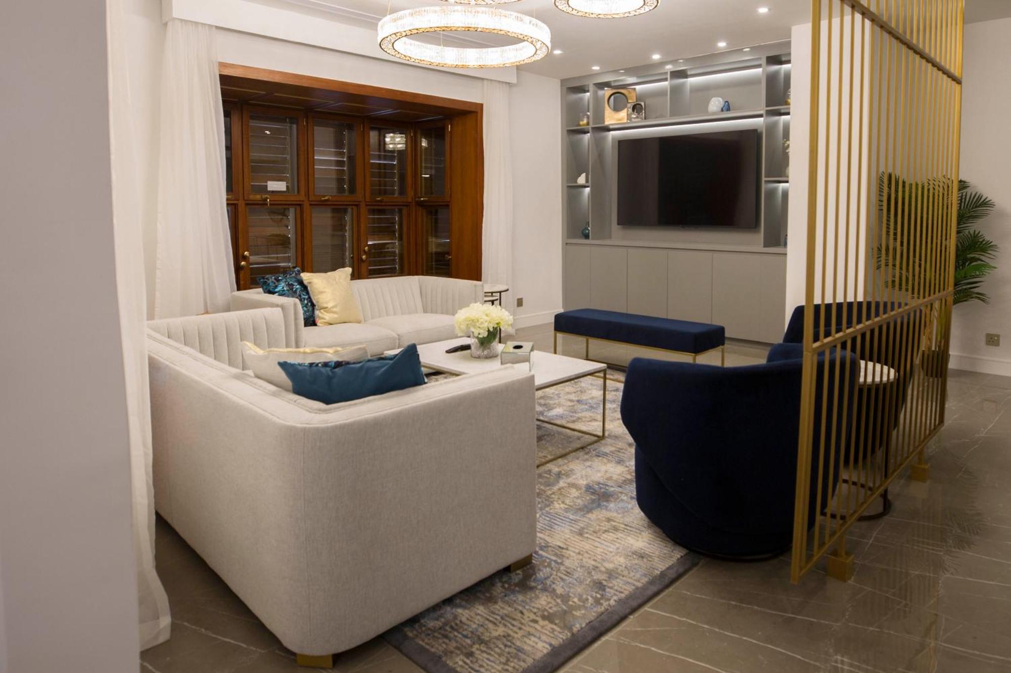 Apartment Exclusive 3- Bedroom With Panoramic Haram And Kaaba View By Luxury Explorers Collection *