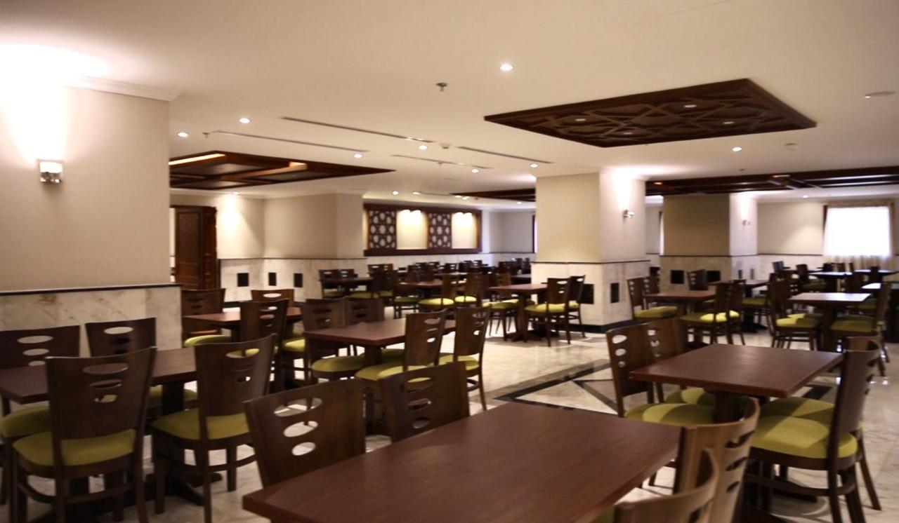 Hotel الفجر البديع 4*