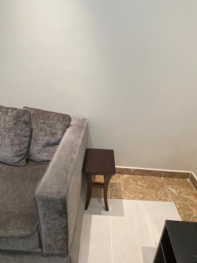 شقه مفروشه للايجار اليومي ٢ Apartment *
