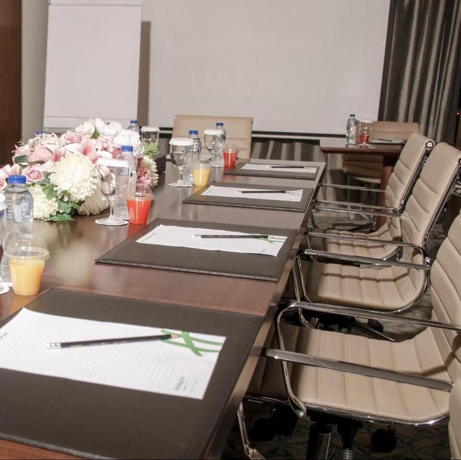 Makkah Al Aziziah Hotel 5*