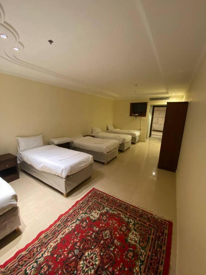 فندق الخلفاء توصيل للحرم Hotel