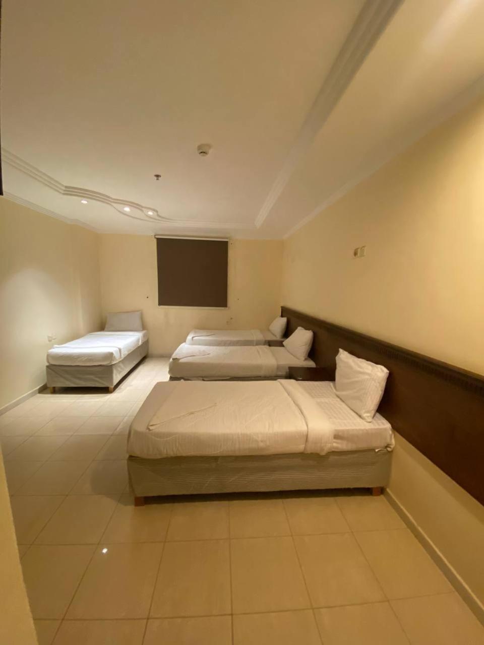فندق الخلفاء توصيل للحرم Hotel
