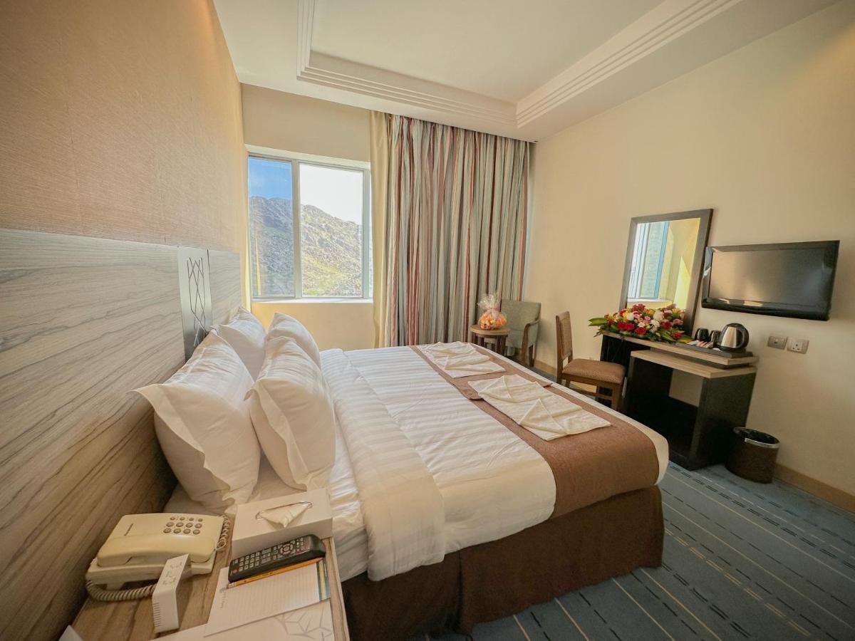 Hotel فندق الروضة
