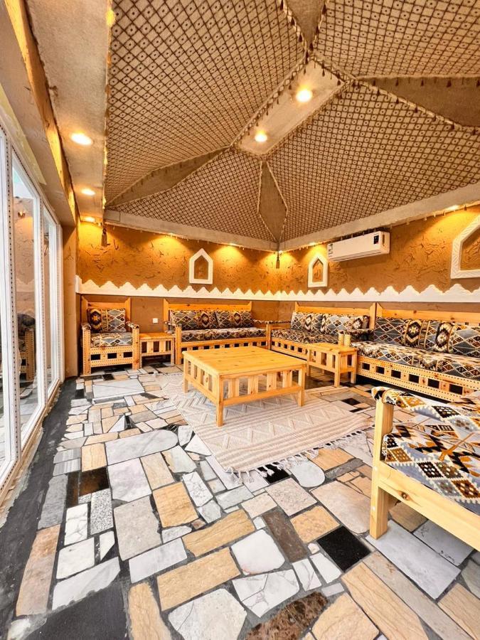 Luxury tent منتجع ومخيم الشداد الفاخر Ahshdad Luxury Camp &