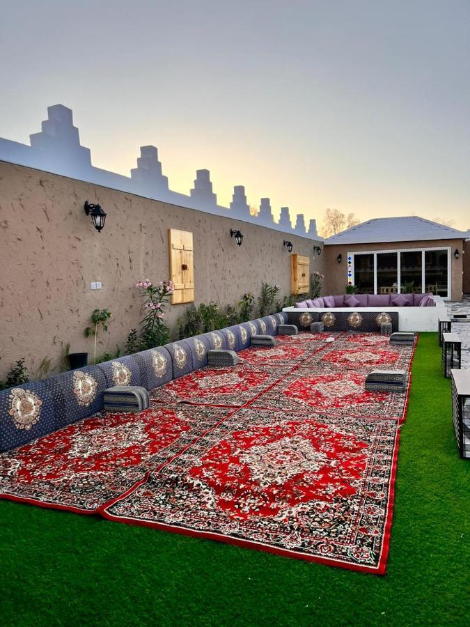 منتجع ومخيم الشداد الفاخر Ahshdad Luxury Camp & Luxury tent *