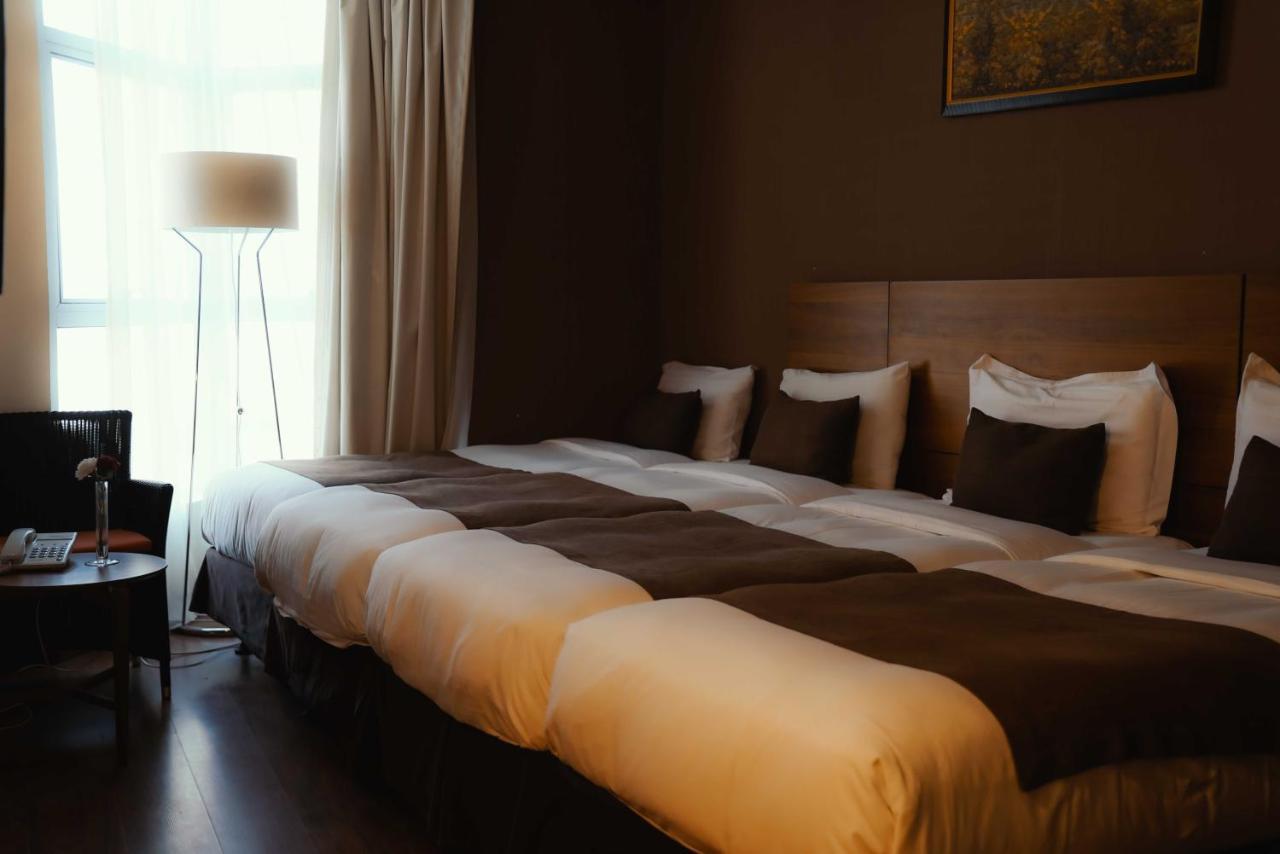 Al Thuria Grand 3*