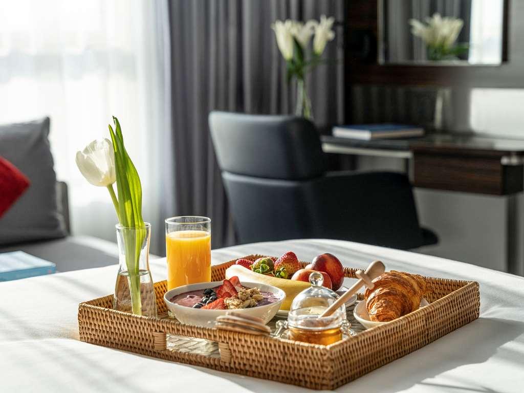 Novotel Makkah Thakher Hotel