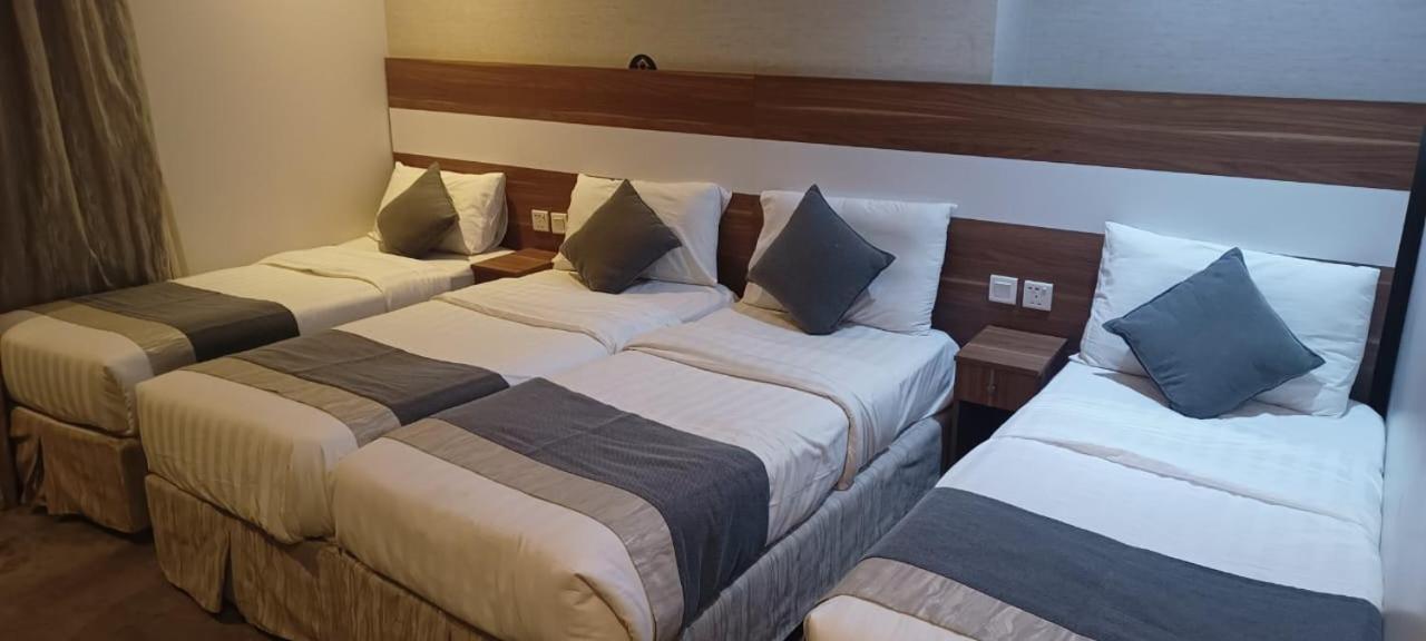Aress Khavsi Hotel *