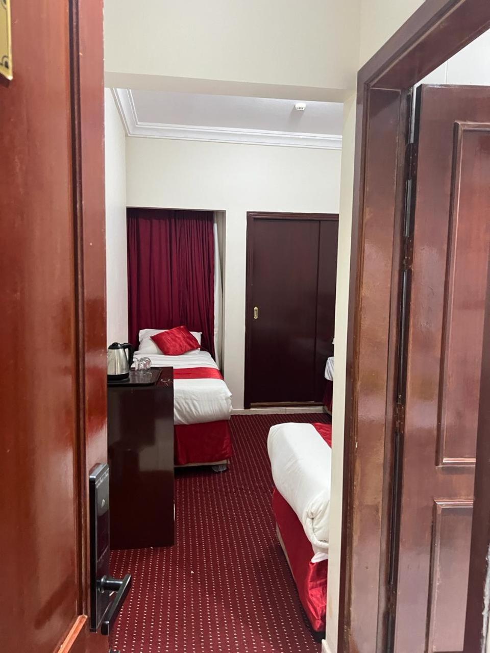 Arakan 3* Mecca