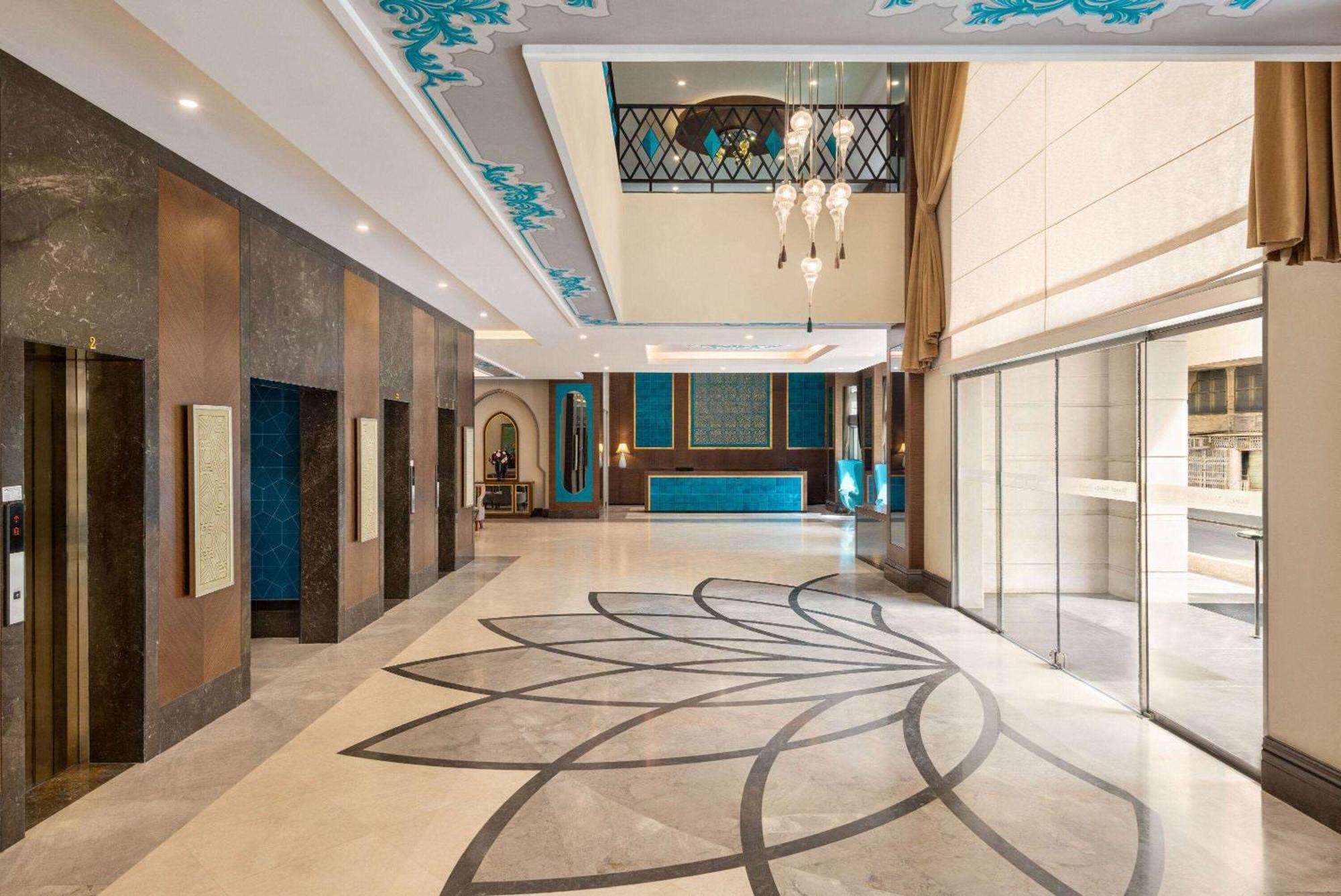 Ramada By Wyndham Makkah Zad Al Tayseer Hotel 3*