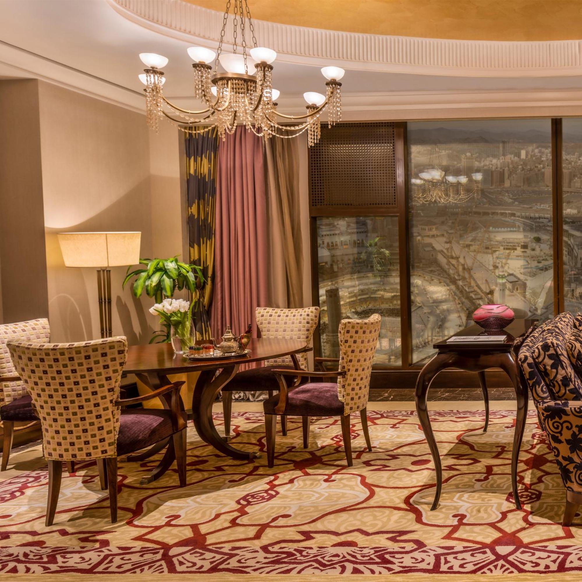 Makkah Clock Royal Tower, A Fairmont 5*
