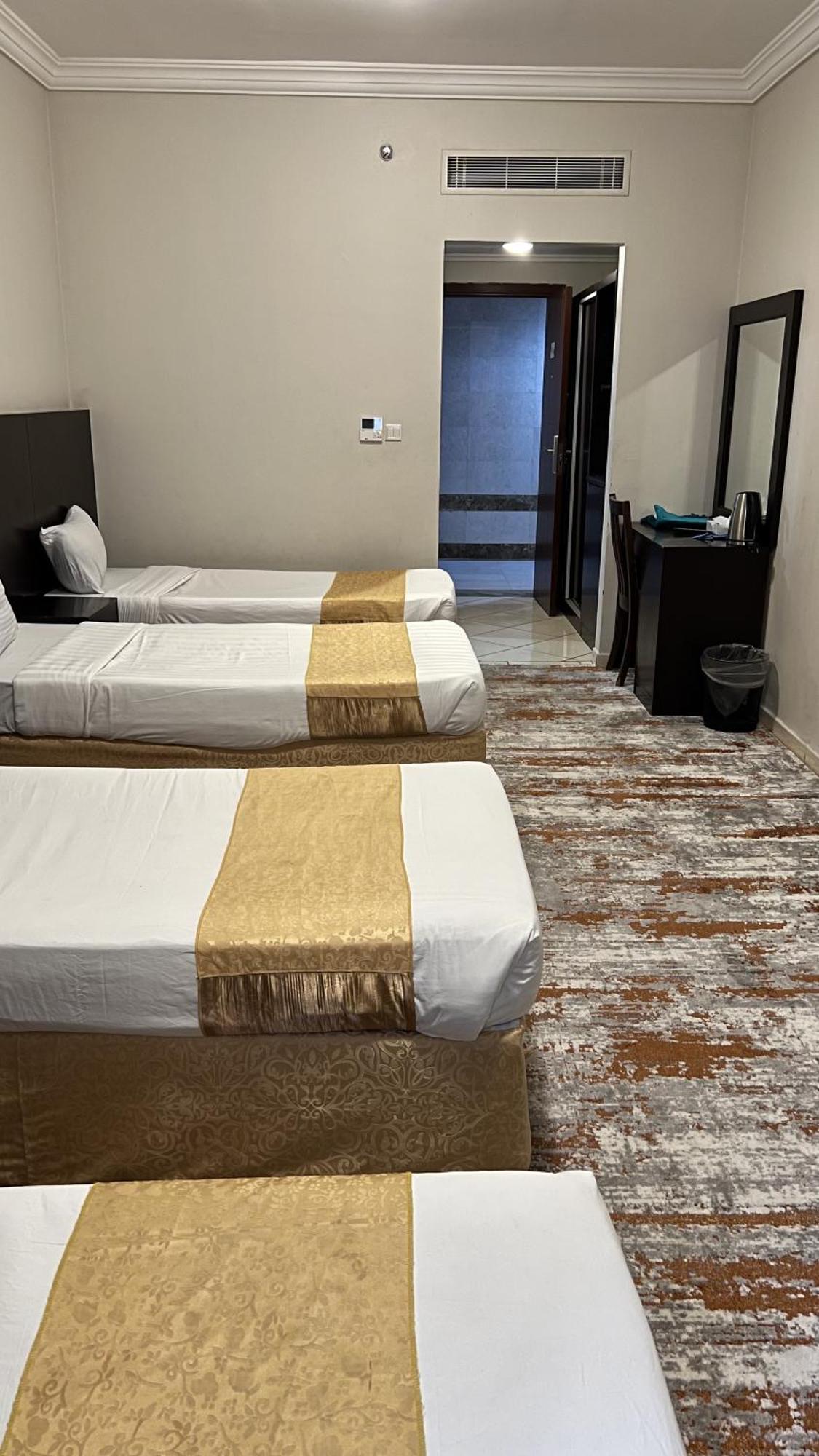 Al Mahbas Aparthotel