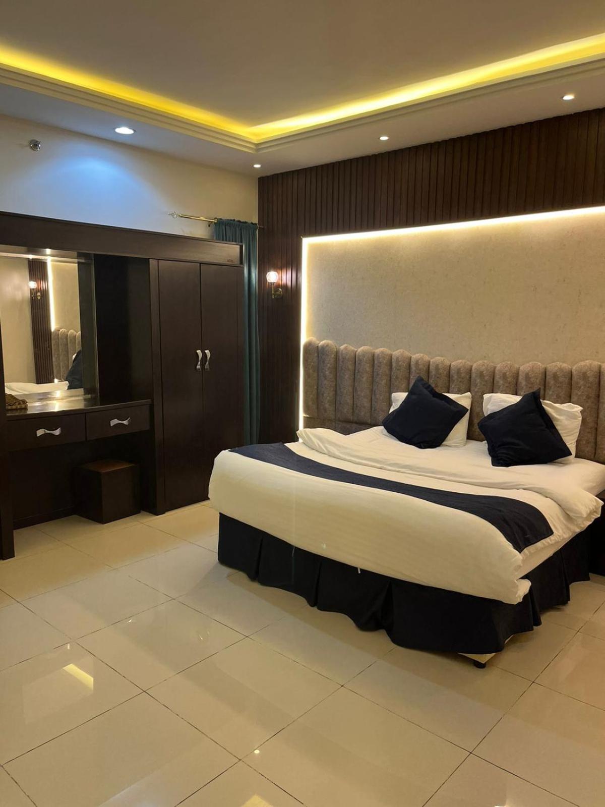 Aparthotel Rekaz