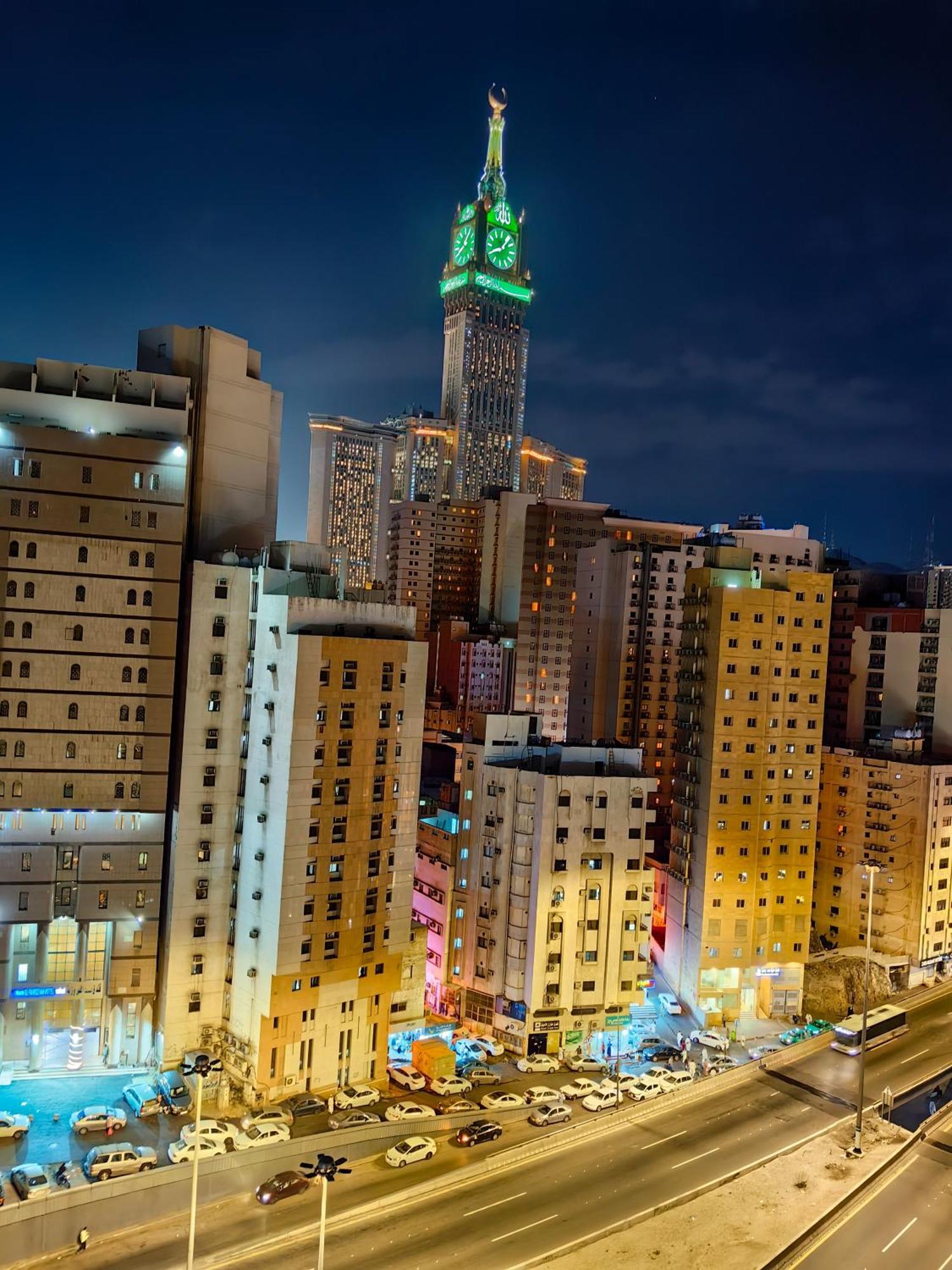 Loaloat Al Tawhid Mecca