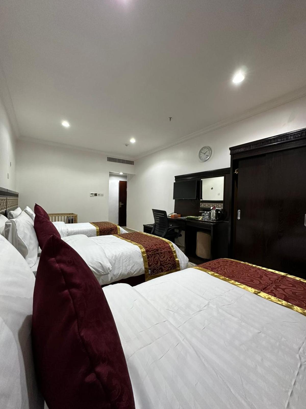 Hotel Nuzha Sqaure