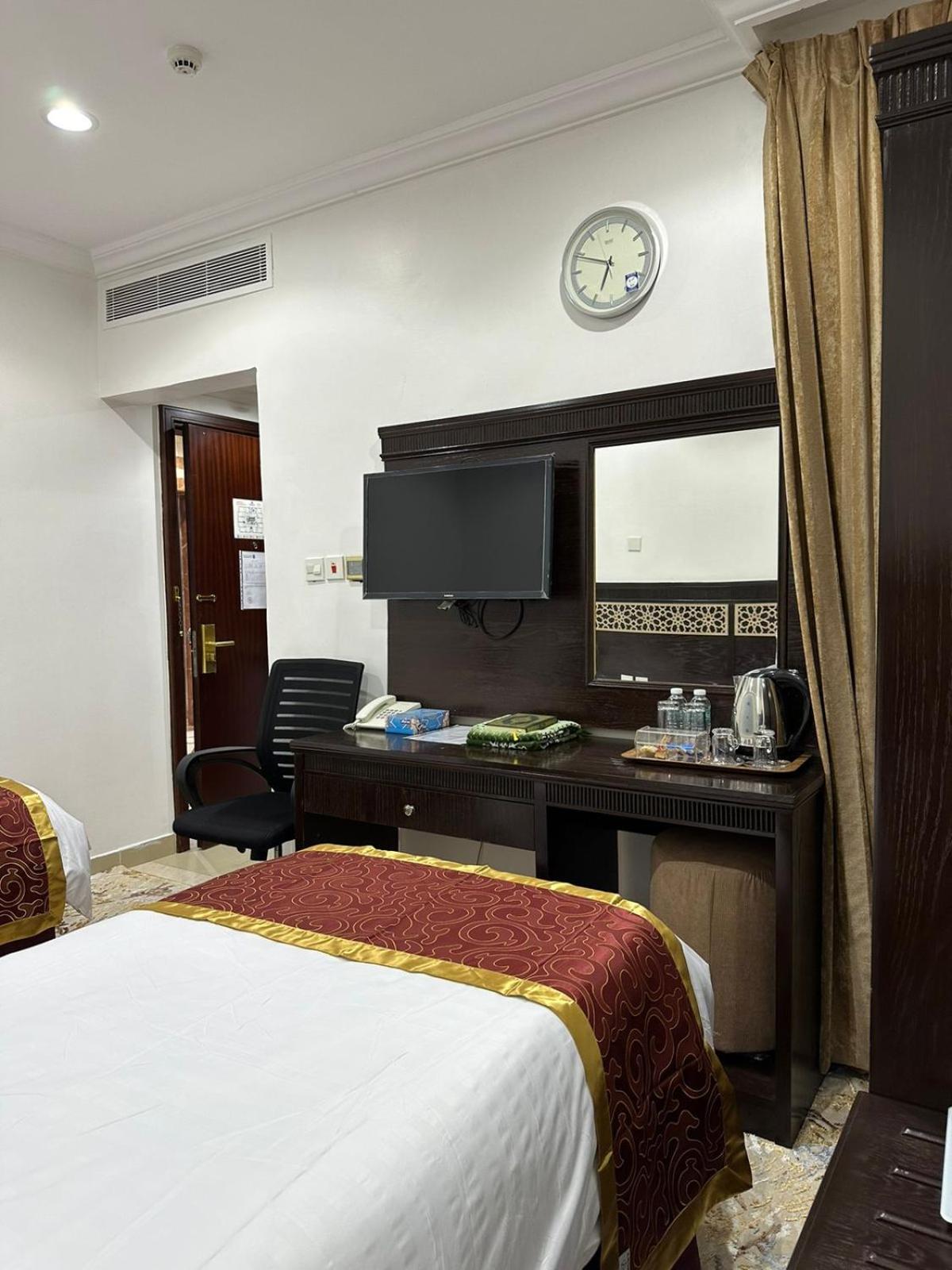 Nuzha Sqaure 3* Mecca