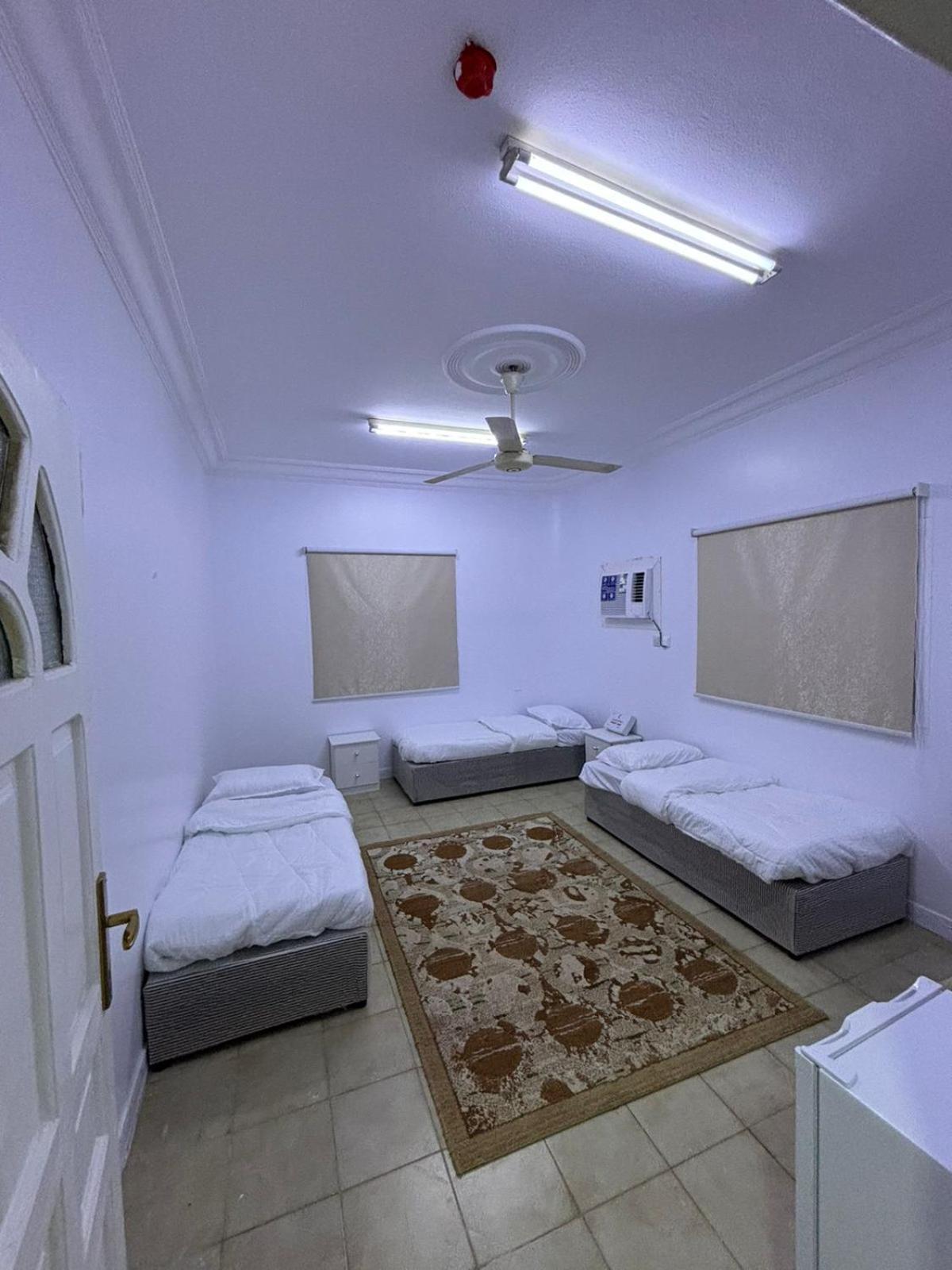 صغيرة بغرفتين بالخالدية Apartment *
