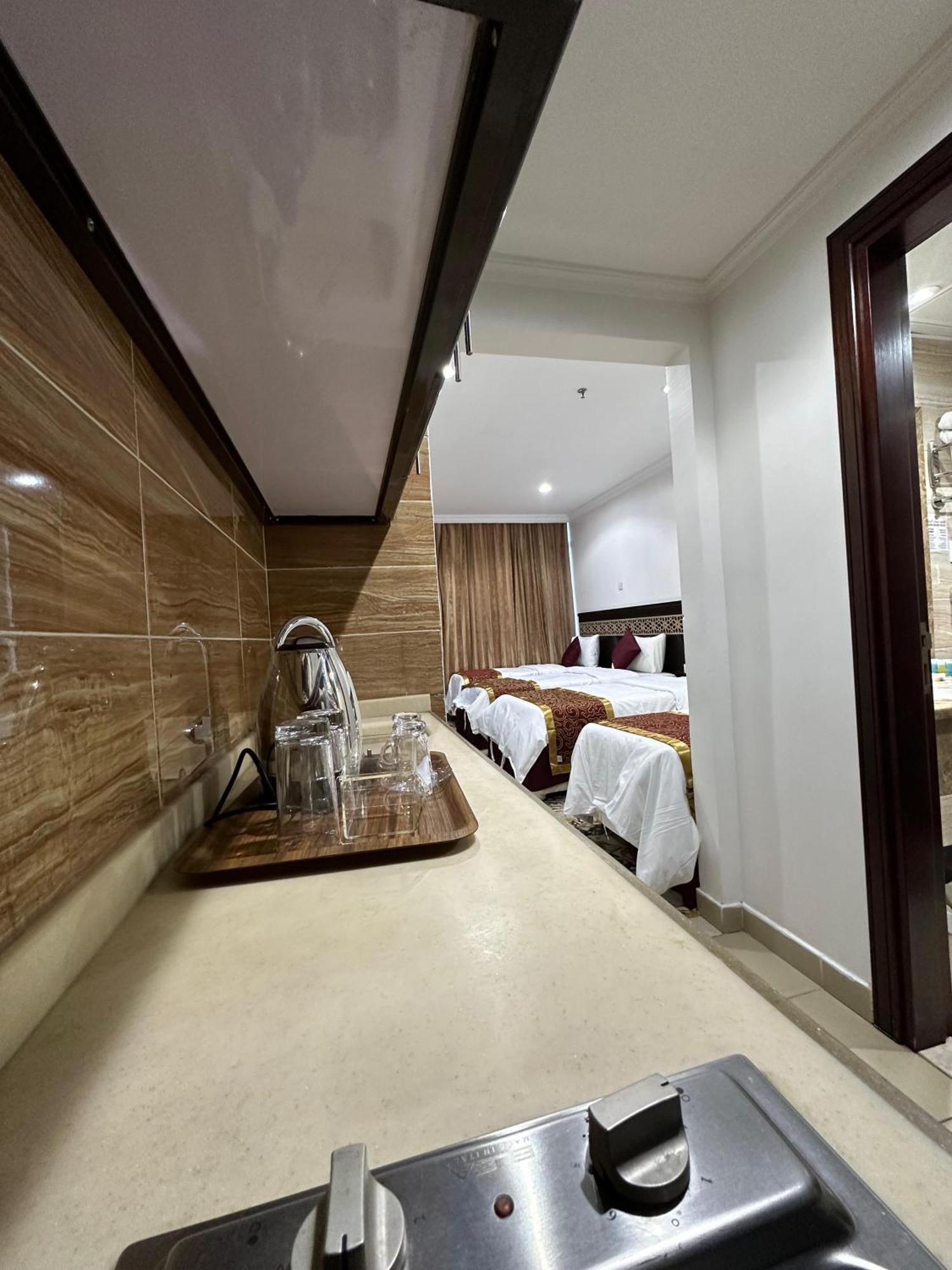Nuzha Sqaure 3* Mecca