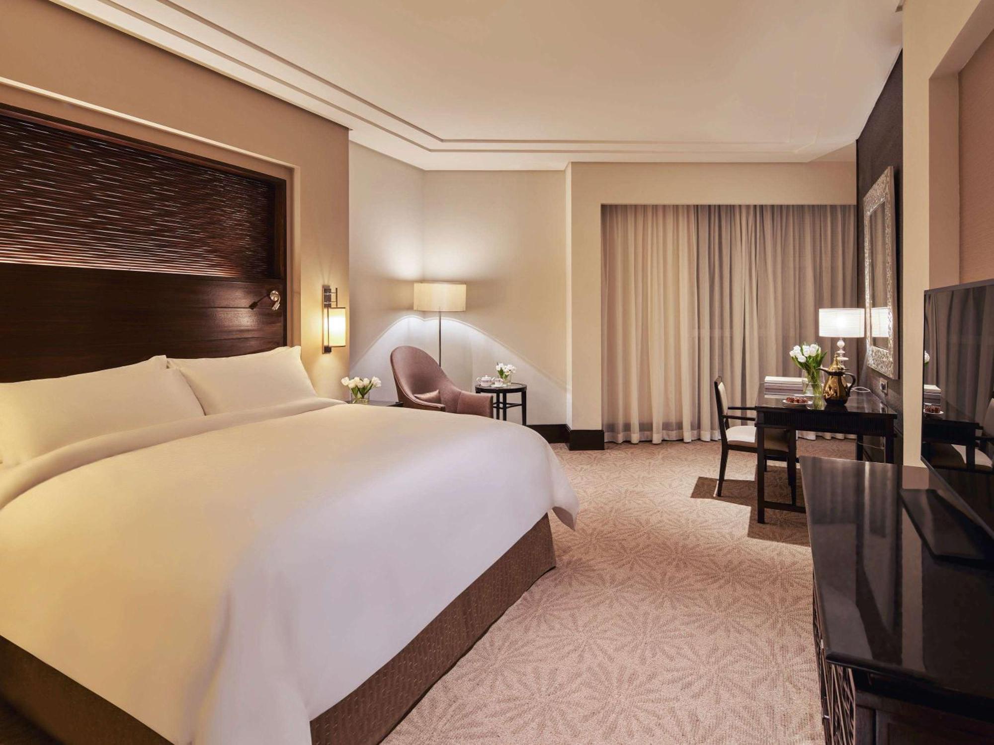 Makkah Clock Royal Tower, A Fairmont Mecca