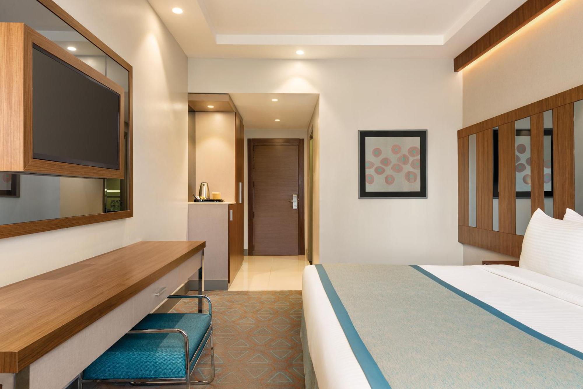 Hotel Ramada By Wyndham Makkah Zad Al Tayseer 3*
