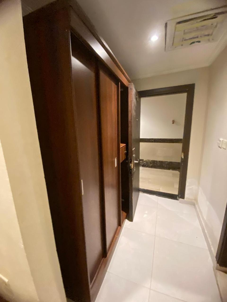 Akaber Alhyat Eltayser Hotel