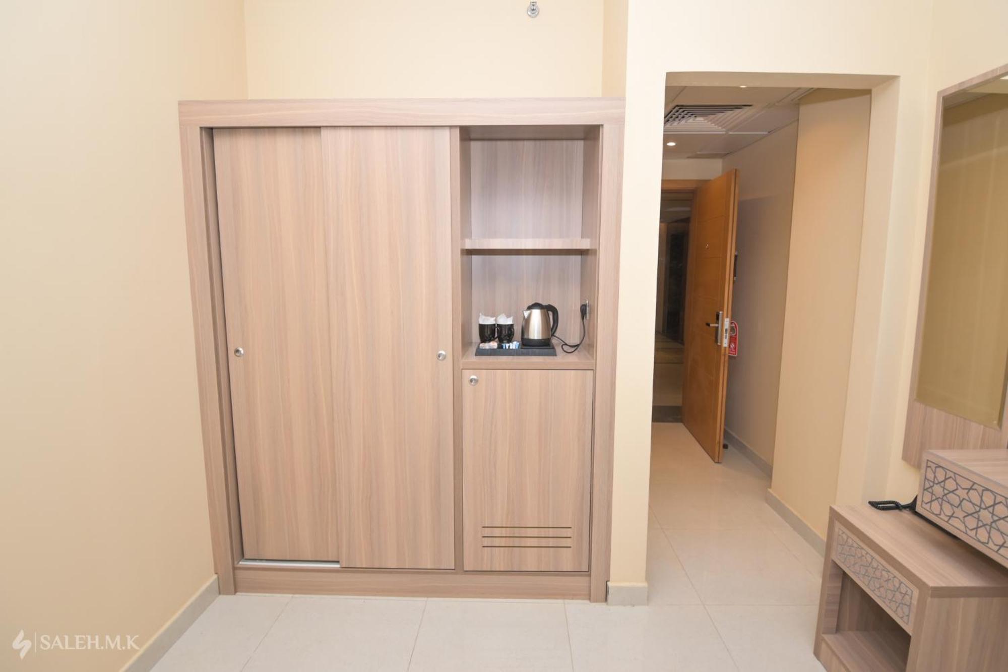 Hotel Nawazi Towers 3*