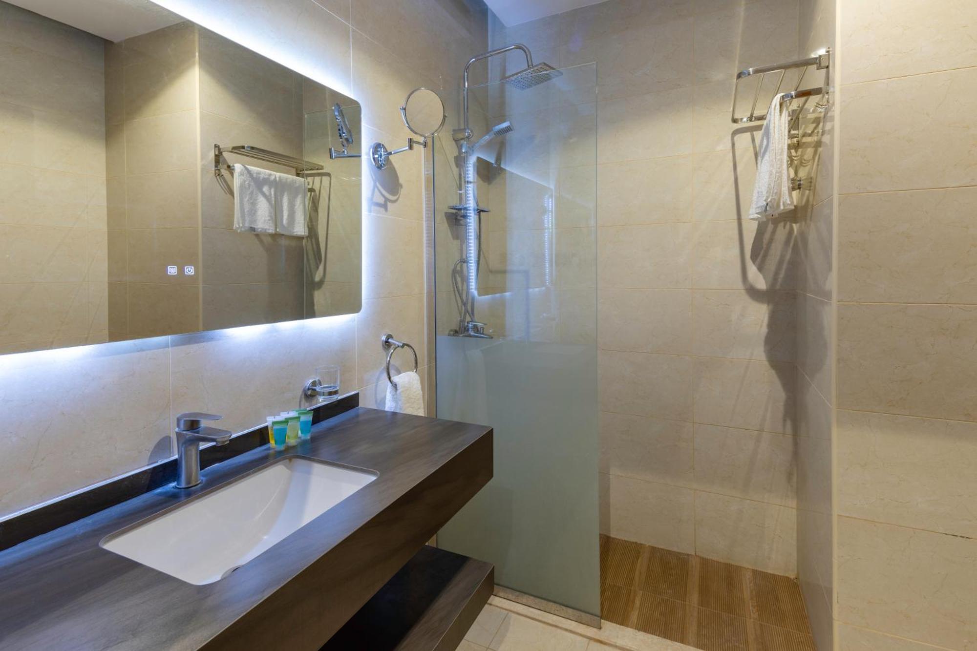 Fondoq Al Mahbas Hotel *