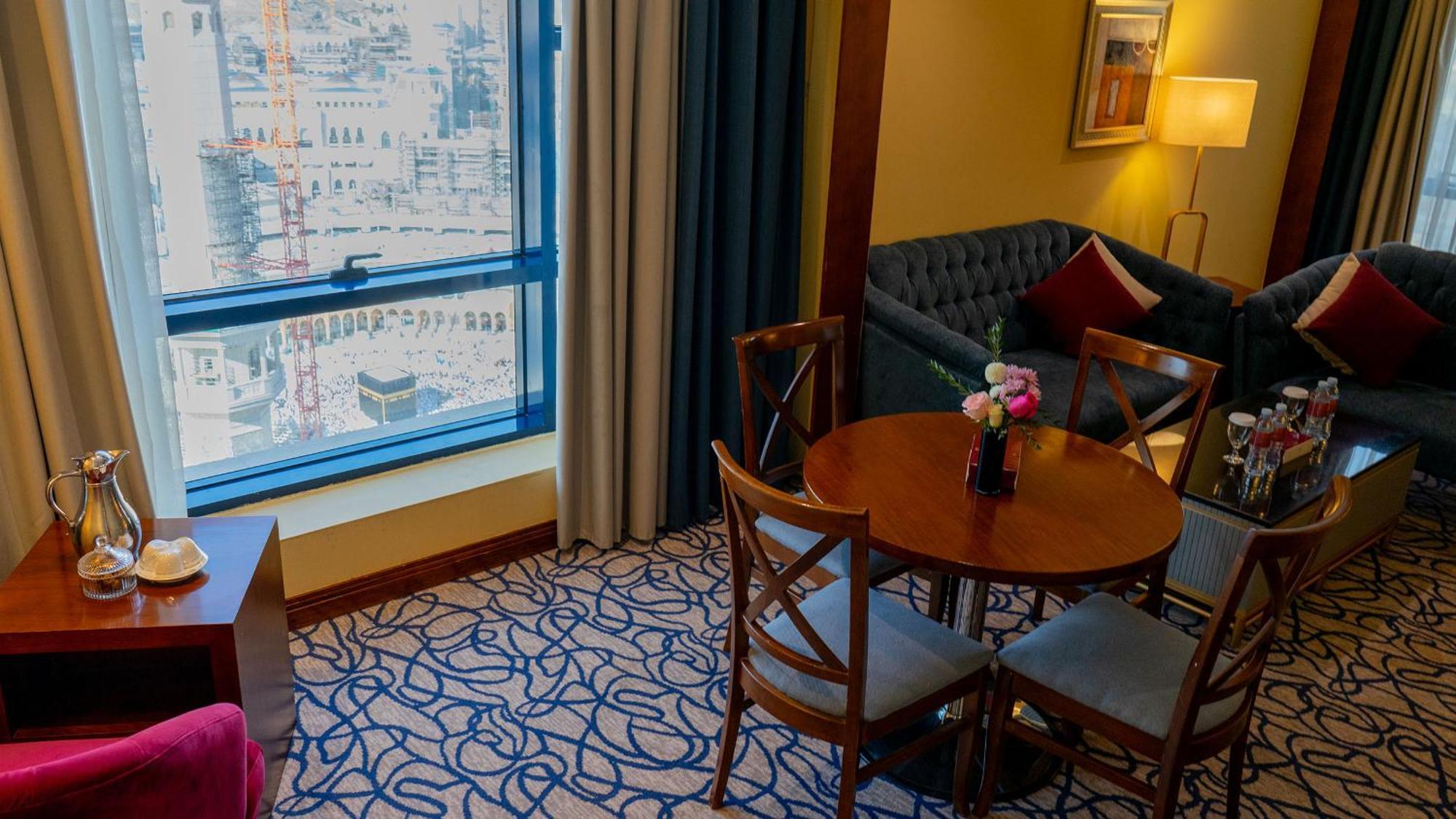Al Safwah First Tower 1 Hotel 5*
