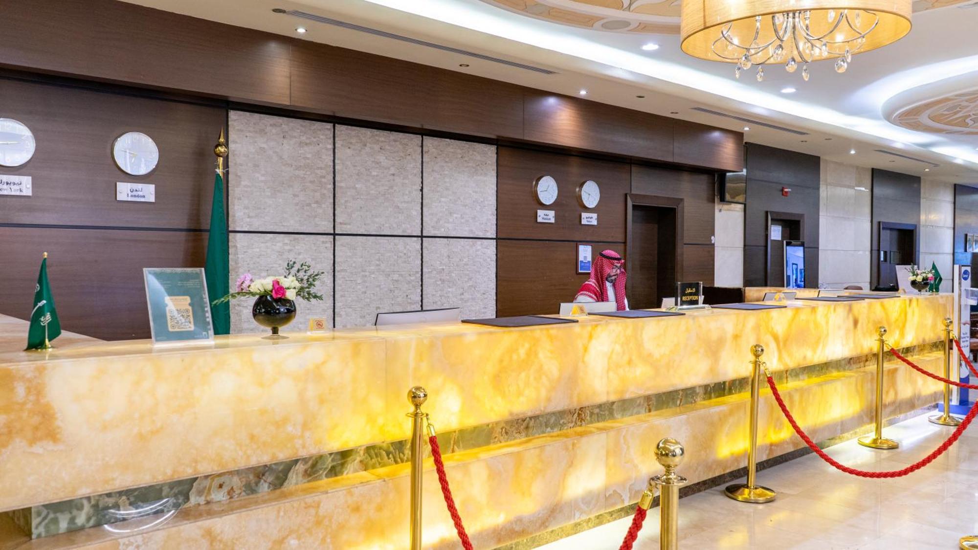 Hotel Al Safwah Third Tower 3 5*