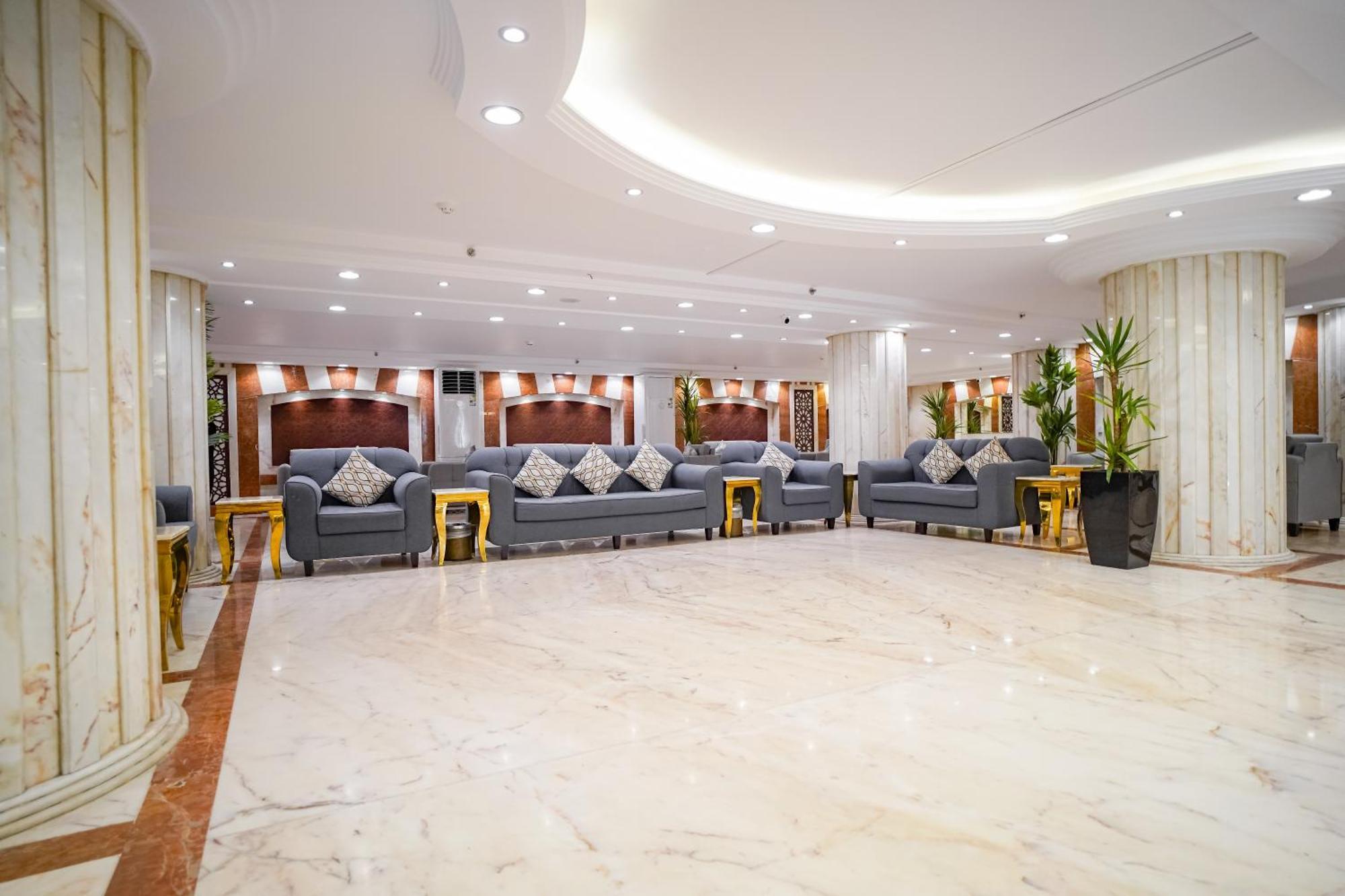 Hotel Osturat Emaar