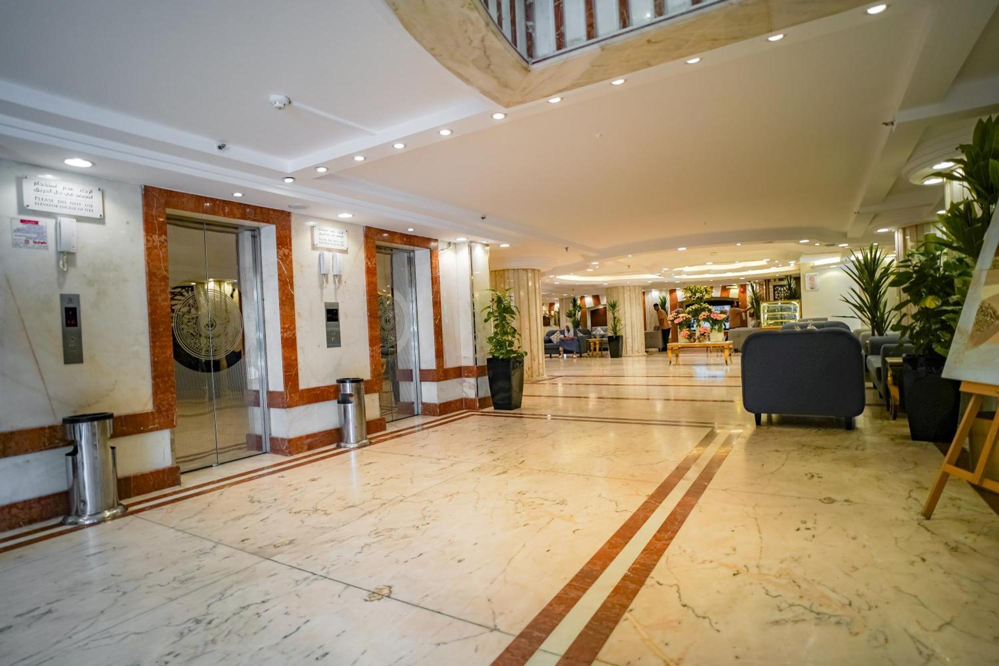 Hotel Osturat Emaar 2*