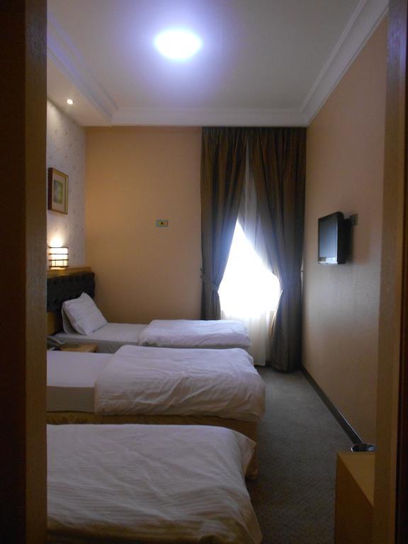 Hotel Al Shahba 2*