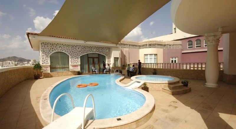 Hotel Oyo 335 Manazil Al Ain Grand Hotel *