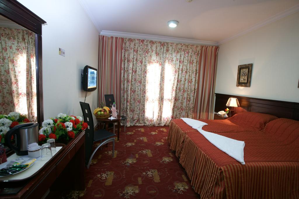 Al Mona Ajyad