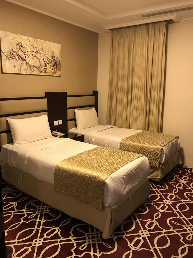 Al Jawhara Tower 3*