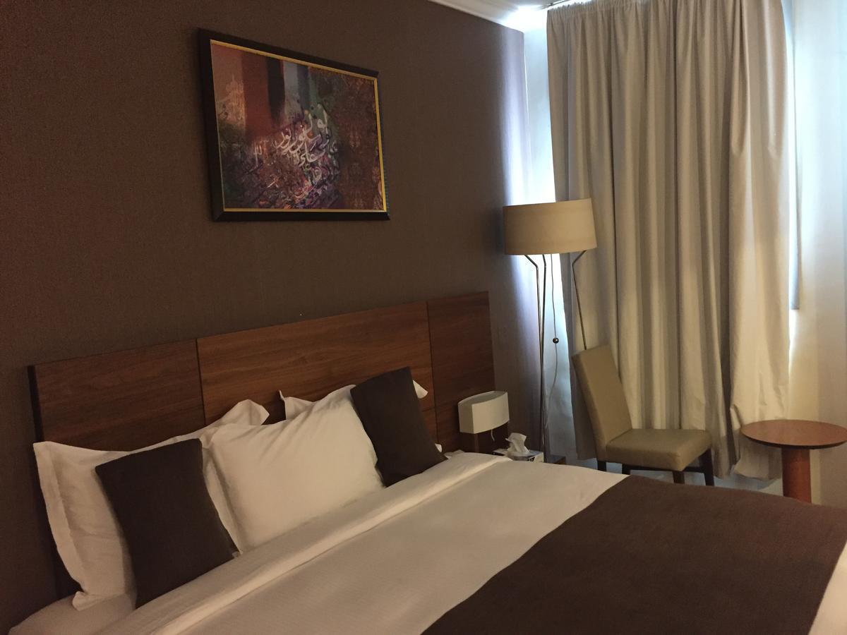 Al Thuria Grand Hotel 3*