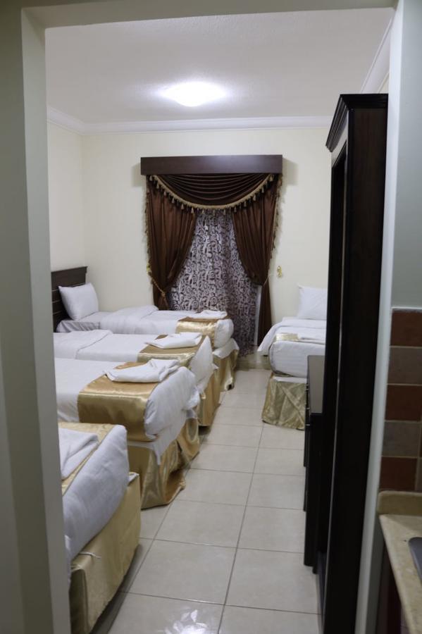Hotel Iskan 5 2*