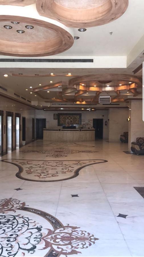 Al Khulafaa 1 *