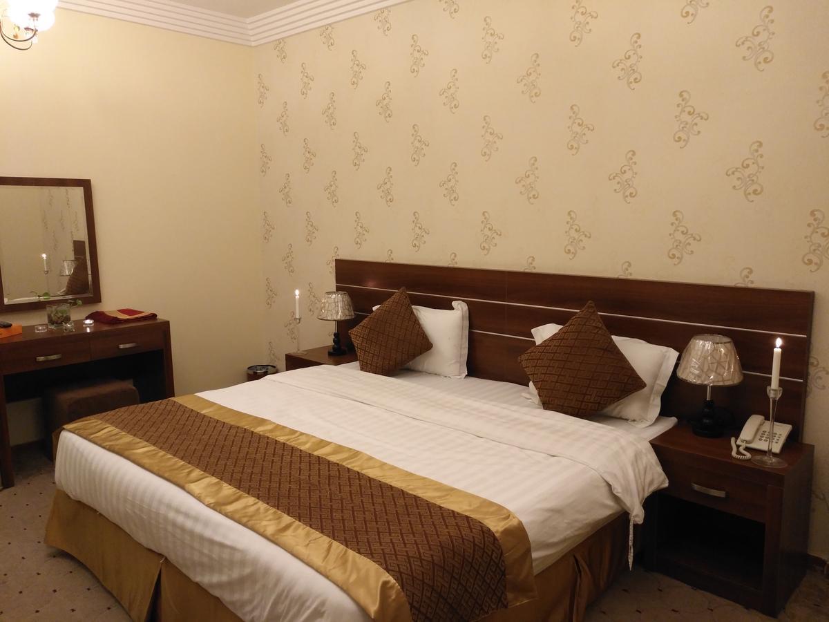Crown Glory Suites Aparthotel 4*