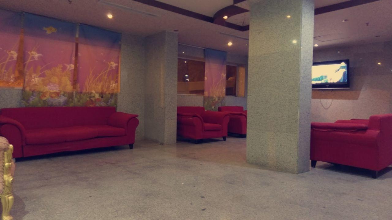 Al Nozol Al Malakia Hotel *