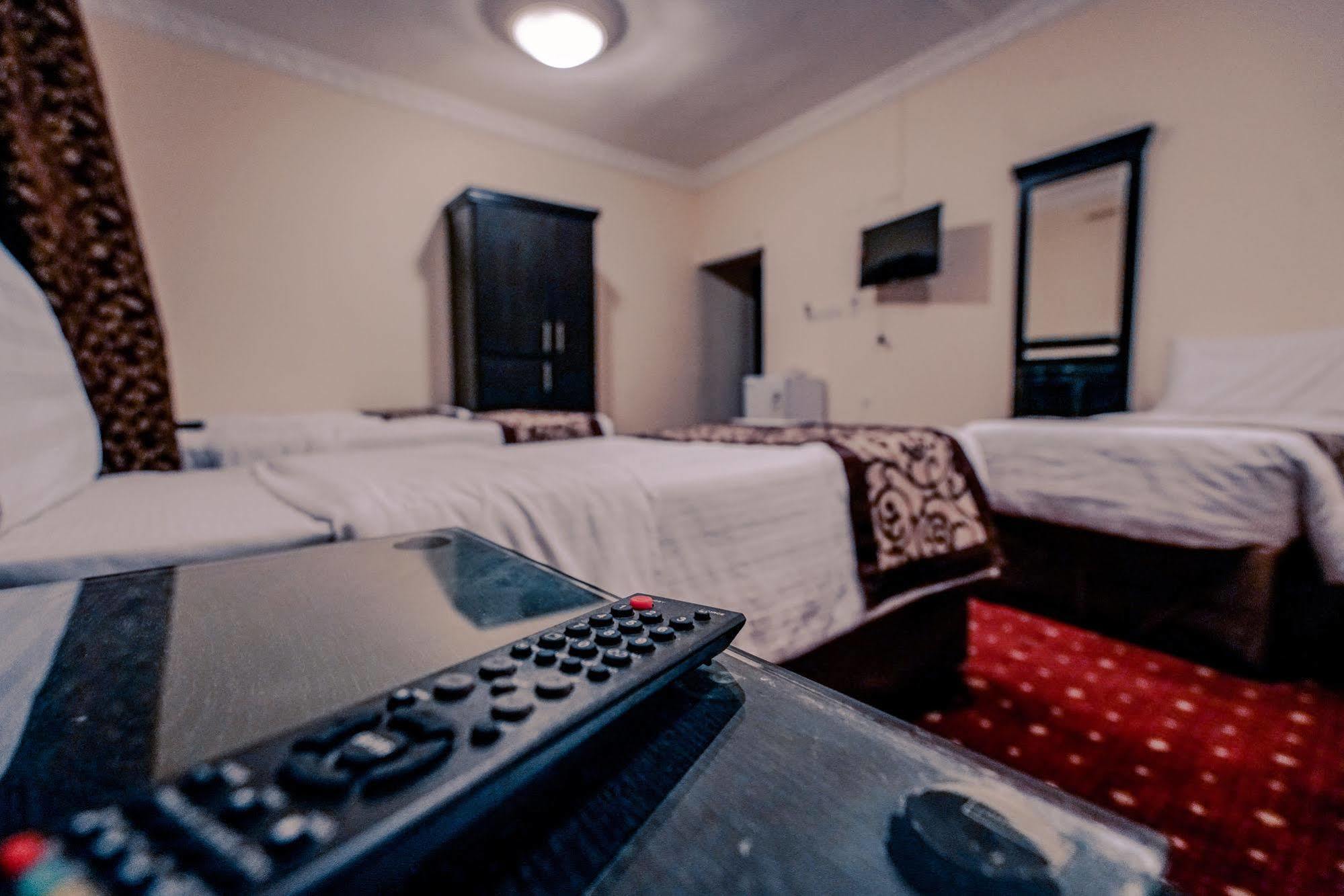 Qasr Al Riyadh Hotel Apartments Hotel 2*